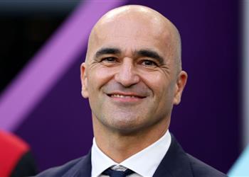 روبرتو مارتينيز تشيلسي تفوق على برشلونة والطرد ليس سبب النتيجة