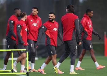 تلقى عناق ا كواليس مشاركة محمد صلاح في تدريبات ليفربول بعد تصريحاته النارية
