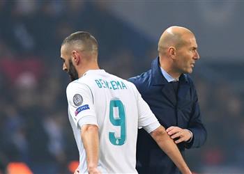 بنزيما لا أعرف موعد تولي زيدان تدريب منتخب فرنسا ويوجه له رسالة