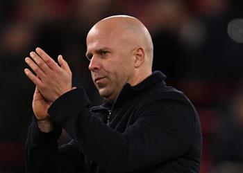 سلوت يوضح إصابة ثنائي ليفربول أمام برايتون ويؤكد سنفتقد محمد صلاح