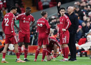 لاعب ليفربول يستعد لفحص بالآشعة وقلق حول مدة غيابه