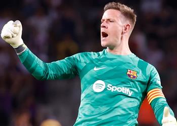 سبورت توضح تطورات جديدة بشأن مستقبل تير شتيجن مع برشلونة