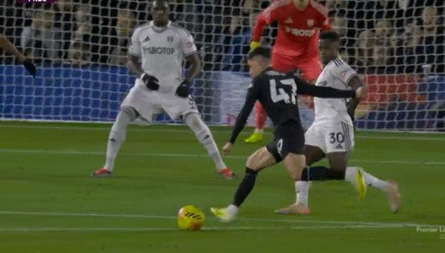 هدف فودين الاول الرائع في مرمي فولهام بالدوري الانجليزي