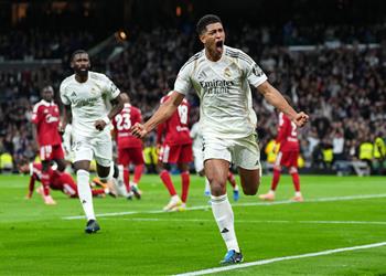 خبير تحكيمي لاعب ريال مدريد كان يستحق الطرد أمام إشبيلية