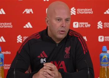 سلوت يوضح مدة غياب إيزاك عن ليفربول وموقف المصابين من مواجهة ولفرهامبتون