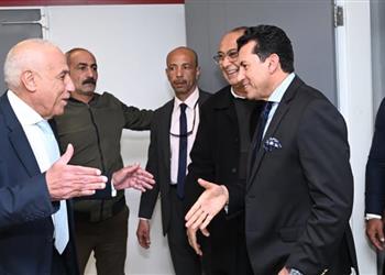 هل زيارة وزير الرياضة لنادي الزمالك تعني حل أزمة أرض أكتوبر