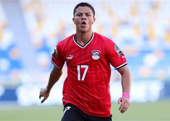 فيديو احتفاء مغربي بتصرف محمد شحاتة الإنساني في مباراة مصر وزيمبابوي