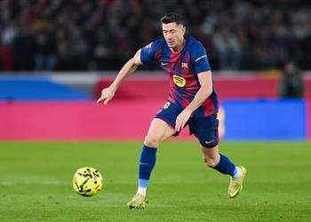 مؤلف السيرة الذاتية لليفاندوفسكي يعترف اللاعب يشعر بالسعادة في برشلونة أكثر من بايرن ميونخ