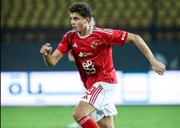 فيديو حمزة عبد الكريم يغادر مباراة الأهلي والمقاولون مصاب ا