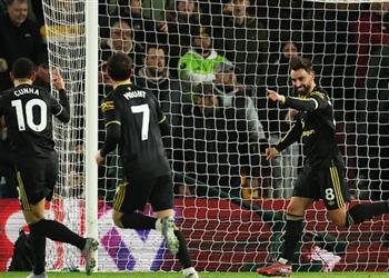 فيديو مانشستر يونايتد يهزم ولفرهامبتون برباعية ويتقدم 6 مراكز بـ الدوري الإنجليزي