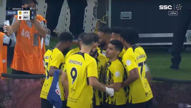 اهداف مباراة الاتحاد والرياض 2 1 الدوري السعودي