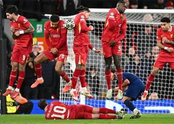 مواعيد مباريات اليوم الأحد 16 3 2025 والقنوات الناقلة ليفربول ضد نيوكاسل وبرشلونة يواجه أتلتيكو مدريد