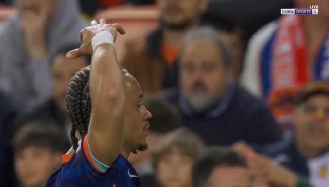 هدف هولندا الثالث في مرمي اسبانيا بدوري الامم الاوروبية