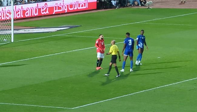 غضب محمد صلاح بسبب إضاعة الوقت من لاعبي سيراليون