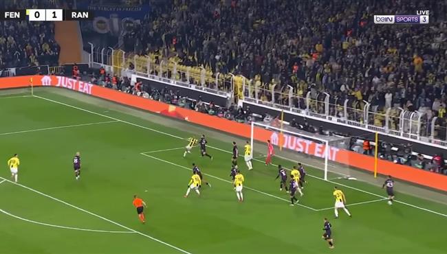 هدف أكثر من رائع في مباراة فناربخشة وينجرز بالدوري الاوروبي