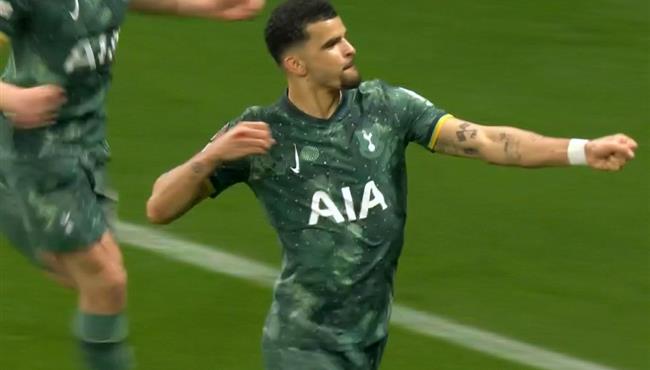 هدف سولانكي في مرمي فرانكفورت بالدوري الاوروبي