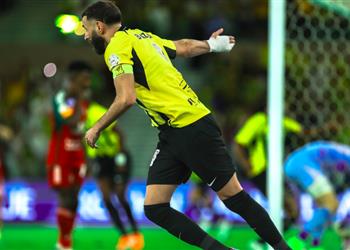الاتحاد يهزم الاتفاق بثلاثية مثيرة ويواصل تصدر الدوري السعودي