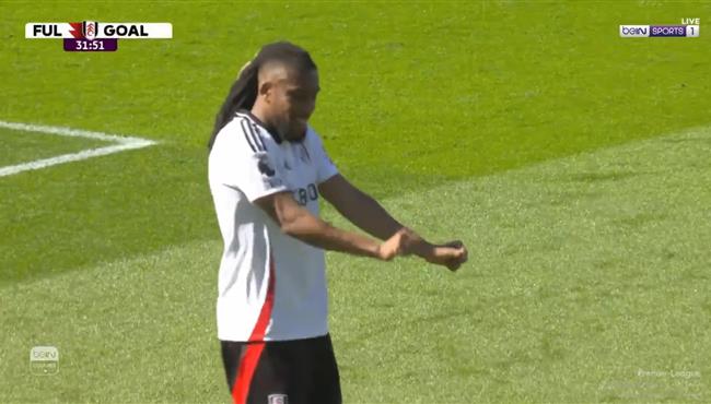 هدف فولهام الثاني في مرمي ليفربول بعد خطا من روبرتسون بالدوري الانجليزي