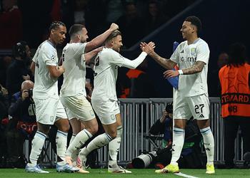 مورجان روجرز يوجه تحذير ا لـ لاعبي باريس سان جيرمان قادرون على العودة