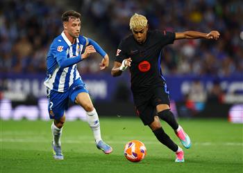 فيديو تسديدة صاروخية لامين يامال يسجل هدف برشلونة الأول أمام إسبانيول