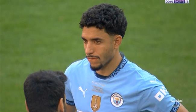 حسرة كبيرة لعمر مرموش بعد خسارة كأس الاتحاد الانجليزي امام كريستال بالاس