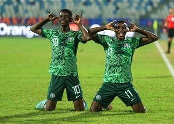 أمولي يسجل هدف تعادل نيجيريا أمام منتخب مصر