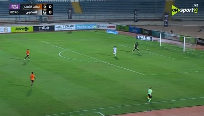 محمد ابو جبل كاد ان يسجل هدف بالخطأ في مرماه