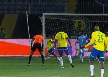 النهائي يشتعل راينرز يقلص الفارق وي سجل هدف صن داونز الأول أمام بيراميدز فيديو