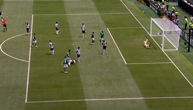 هدف بالميراس الملغي امام بوتافوجو في كأس العالم للأندية