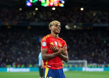 لامين يامال الكرة الذهبية سأجيب على السؤال كما أقول دائم ا لـ أمي