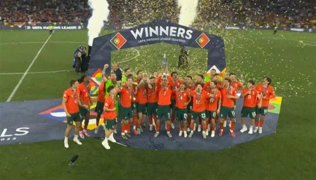 مراسم تتويج البرتغال بطلا لــ دوري الامم الأوروبية