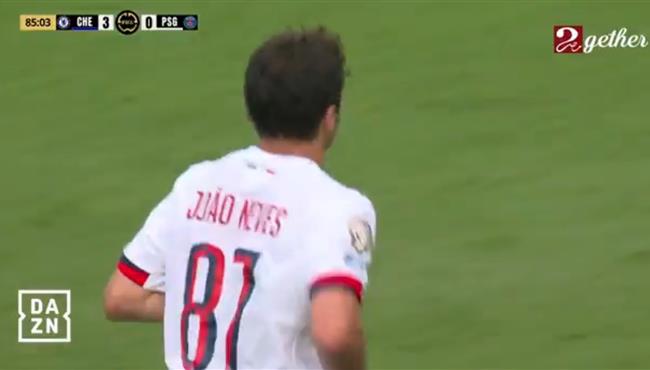 طرد جواو نيفيز في مباراة باريس سان جيرمان وتشيلسي في نهائي كأس العالم للأندية
