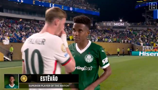 تحيه خاصة من لاعبي تشيلسي لـ استيفاو بعد المباراة في كأس العالم للاندية