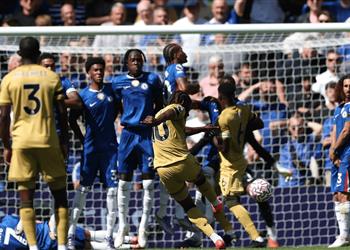 بداية سيئة لبطل العالم تشيلسي يسقط في فخ التعادل السلبي مع كريستال بالاس