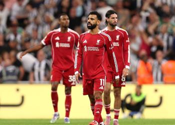 بينهم محمد صلاح كاراجر ينتقد ثلاثي ليفربول بداية سيئة وتوهان في الملعب