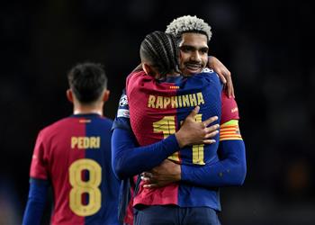 غضب في برشلونة بسبب مجاملة أنشيلوتي لـ ريال مدريد وطلب عاجل بشأن رافينها