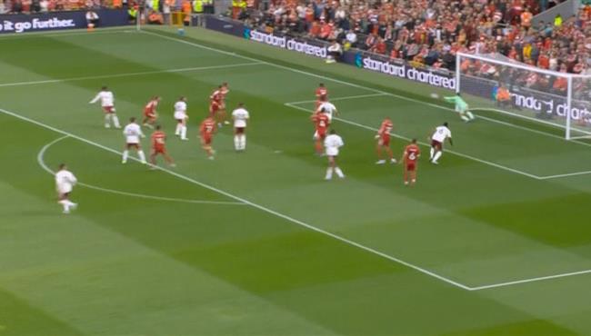 تصدي اليسون بيكر الرائع يحرم ارسنال من هدف امام ليفربول