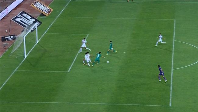 صلاح محسن يراوغ محمد صبحي ويطالب بركلة جزاء امام الزمالك