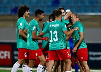 رسمي ا الوحدات الأردني ي علن التعاقد مع لاعب الأهلي السابق