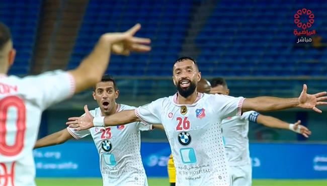 هدف الكويت العالمي في مرمي القادسية بالدوري الكويتي