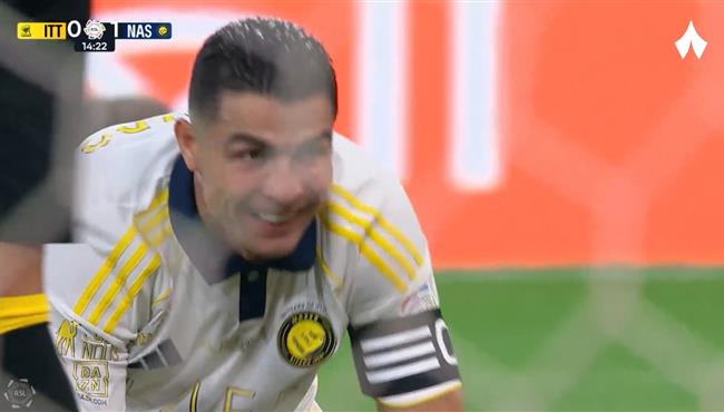 رونالدو يهدر هدف محقق للنصر امام الاتحاد بالدوري السعودي