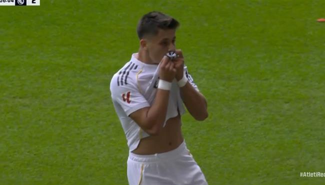 هدف اردا جولر في مرمي اتلتيكو مدريد بالدوري الاسباني