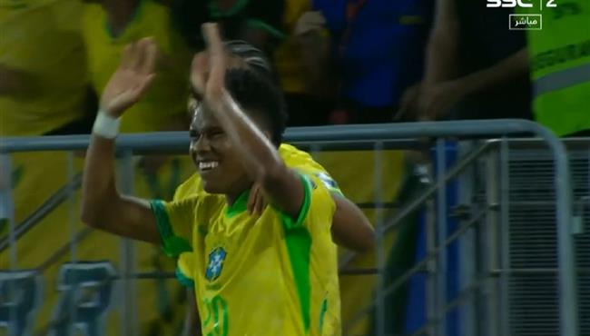 هدف البرازيل الاول في مرمي تشيلي بتصفيات كأس العالم