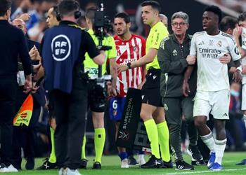 ألفارو بينيتو عن المخطئ بين فينيسيوس وسيميوني في مشادة الديربي المدرب هو الأكثر مسؤولية