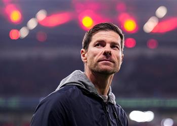 موندو تشابي ألونسو مرشح بقوة لقيادة عملاقي الدوري الإنجليزي الموسم المقبل