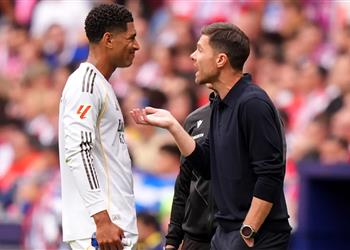 بيلينجهام يرد غاضب ا على شائعات خلافاته مع تشابي ألونسو