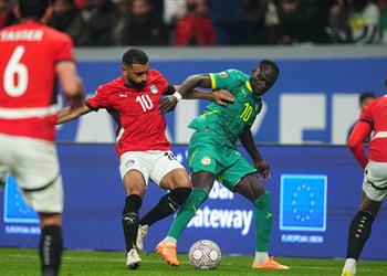 خيبة أمل محمد صلاح تسيطر على عناوين صحف إنجلترا البطل ماني يعيد التاريخ المؤلم للفراعنة