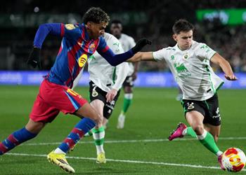 فيديو برشلونة يتجاوز عقبة راسينج سانتاندير بصعوبة في كأس ملك إسبانيا