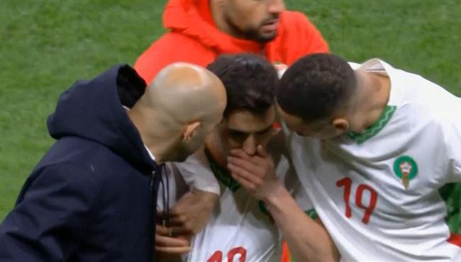رد فعل وليد الركراكي ولاعبو المغرب مع ابراهيم دياز بعد اهداره ركلة الجزاء امام السنغال