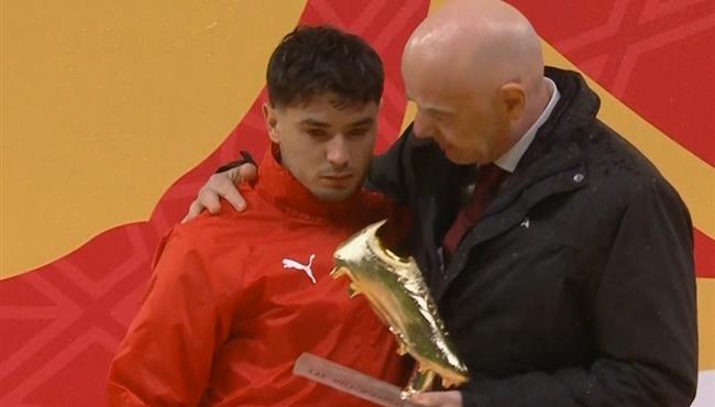 بكاء ابراهيم دياز لحظة تتويجه بجائزة هداف كأس امم افريقيا 2025